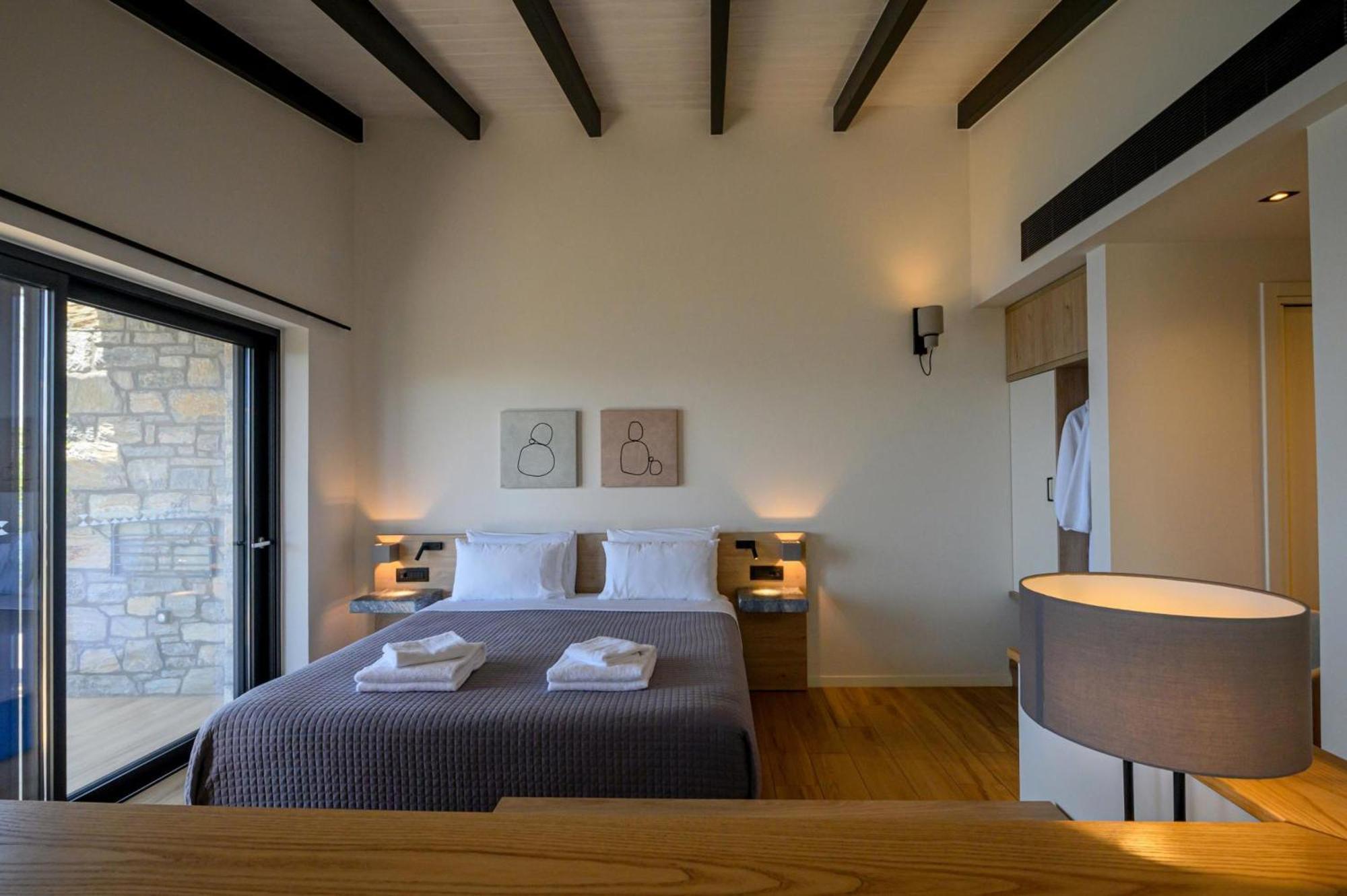 Mani Suites Agios Nikolaos  Exterior photo