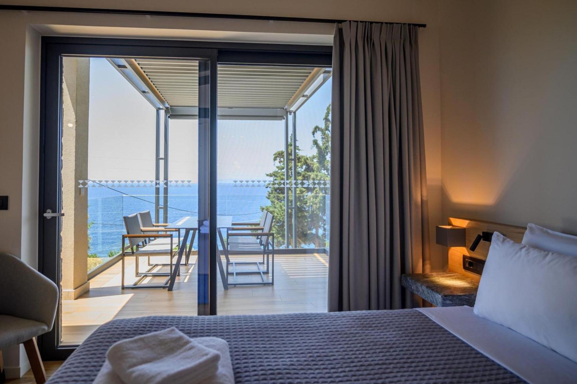 Mani Suites Agios Nikolaos  Exterior photo